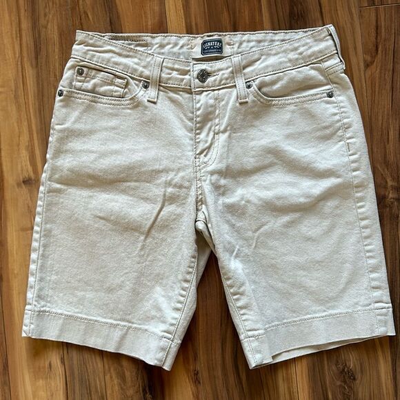 Levi’s Tan Jean Shorts - Picture 6 of 8